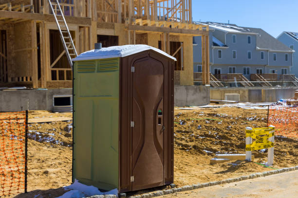 Best Handicap porta potty rental  in Lakewood, OH